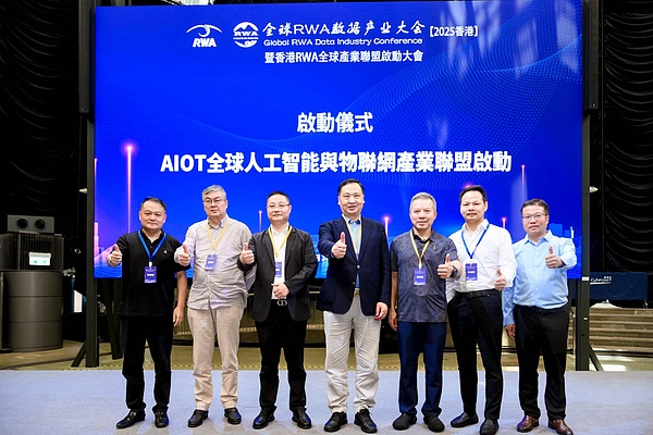 机构资金悄然回流比特币市场：我们正见证着什么？